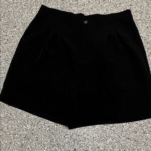 Classic Black Women's Shorts with pockets  by SHEIN